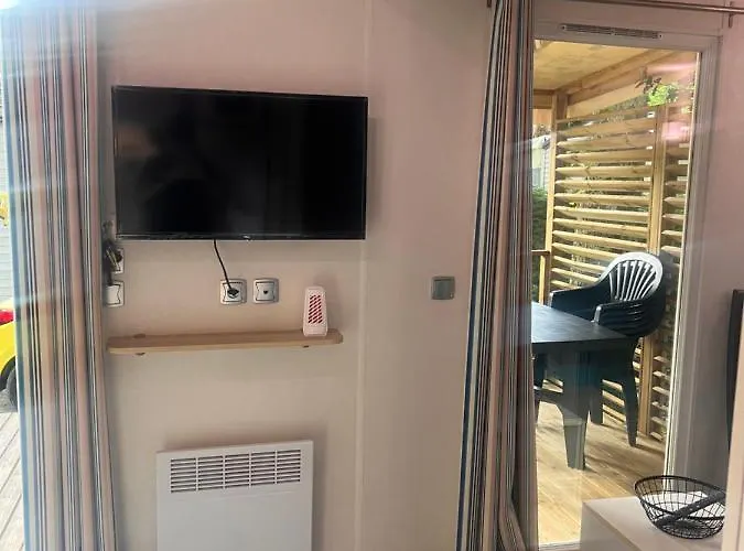 Mobil Du - 4 étoiles Camping *